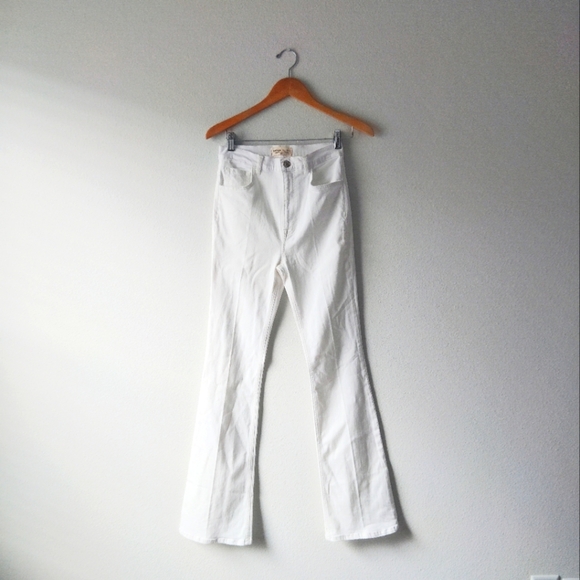 Current/Elliott Women's Flare White Jeans - Picture 2 of 7